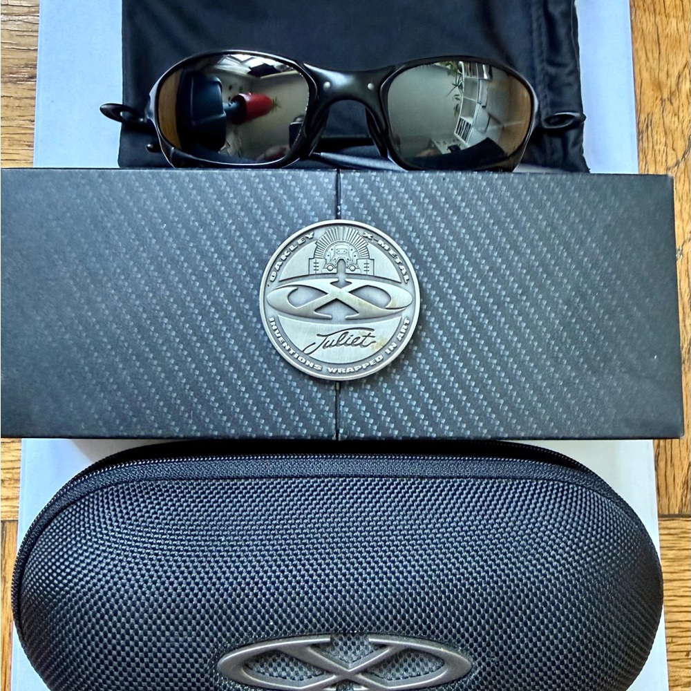 Oakley Juliet Black Iridium X Metal
